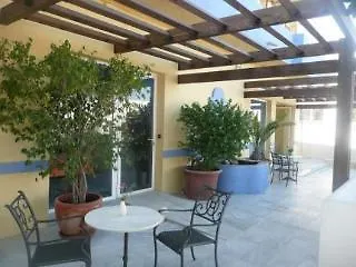 Ξενοδοχείο Tikar