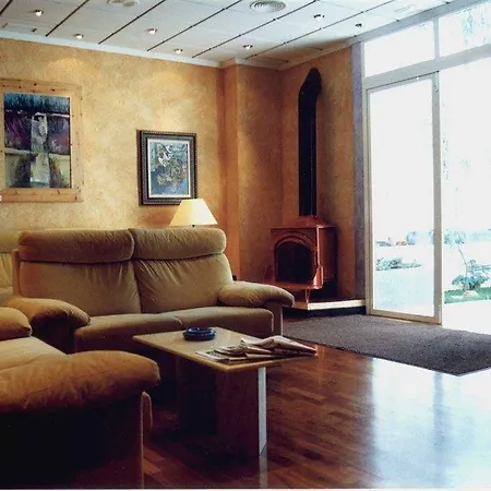 Tikar Otel